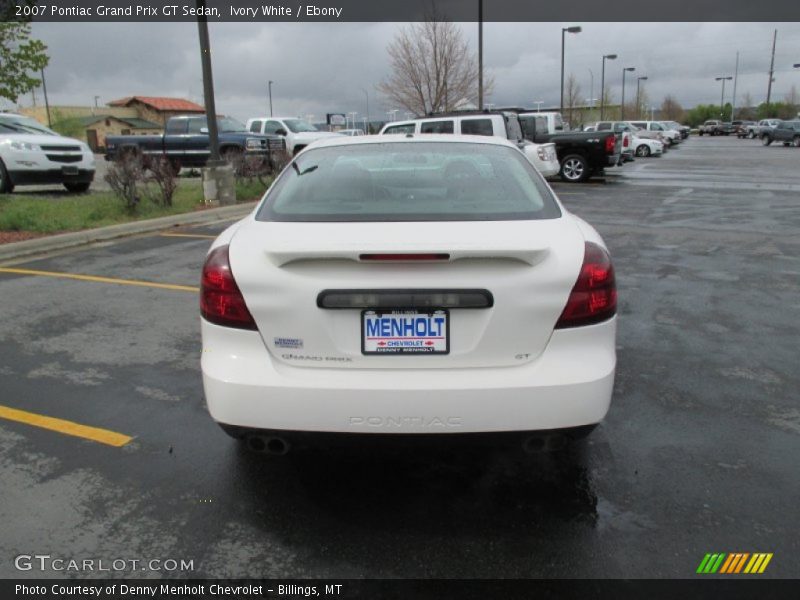 Ivory White / Ebony 2007 Pontiac Grand Prix GT Sedan