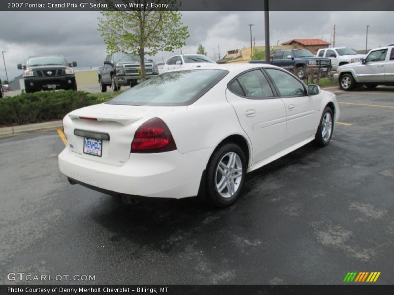 Ivory White / Ebony 2007 Pontiac Grand Prix GT Sedan