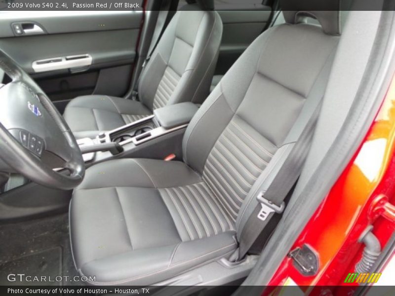 Passion Red / Off Black 2009 Volvo S40 2.4i