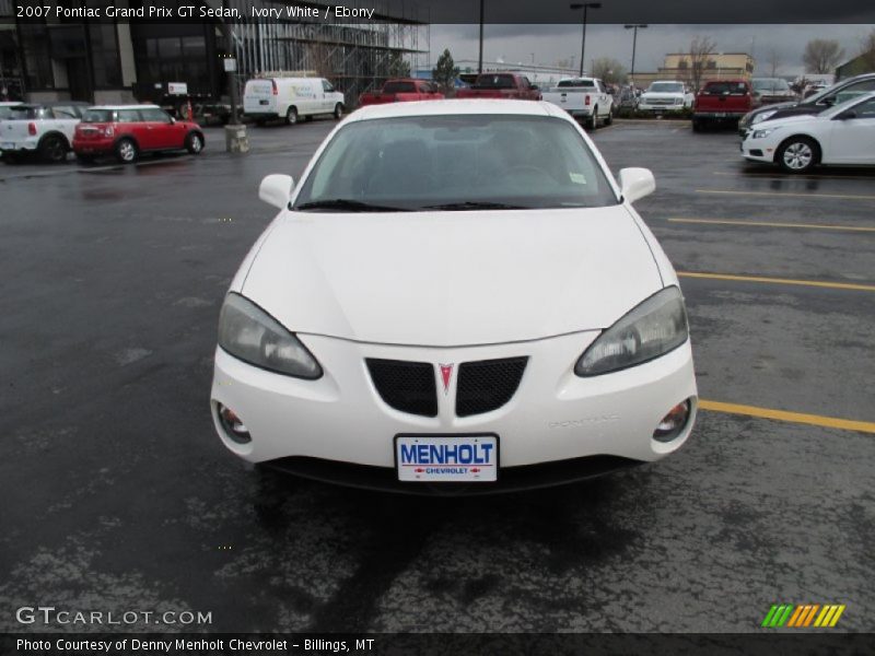 Ivory White / Ebony 2007 Pontiac Grand Prix GT Sedan