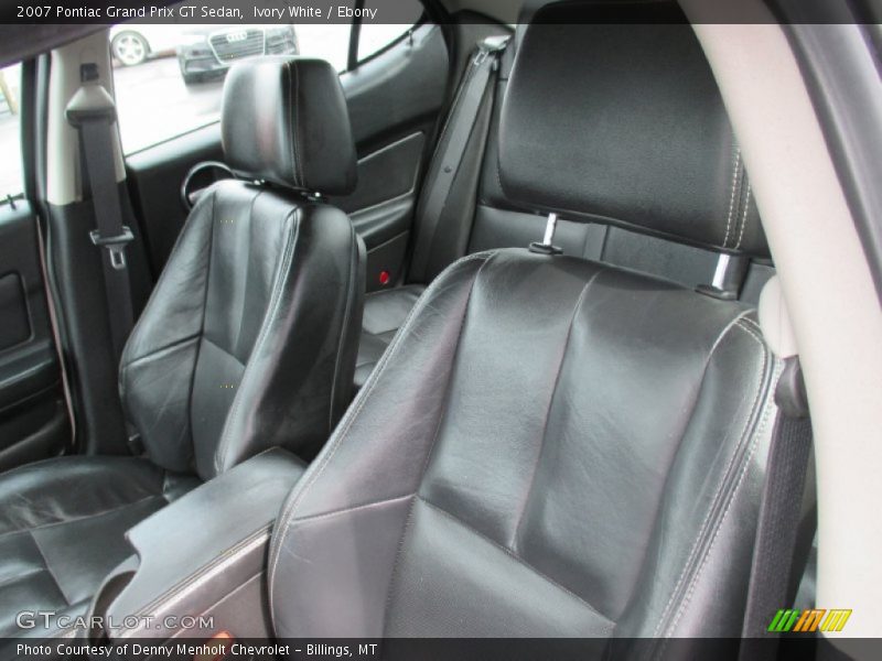Ivory White / Ebony 2007 Pontiac Grand Prix GT Sedan