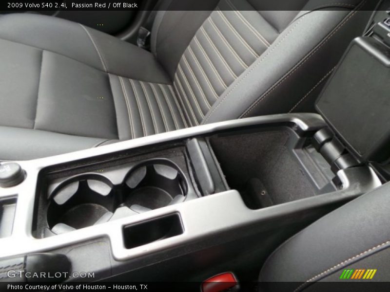 Passion Red / Off Black 2009 Volvo S40 2.4i