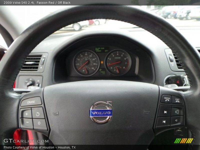 Passion Red / Off Black 2009 Volvo S40 2.4i