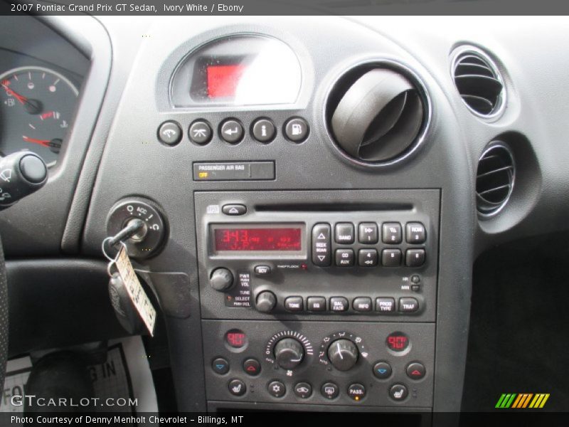 Ivory White / Ebony 2007 Pontiac Grand Prix GT Sedan