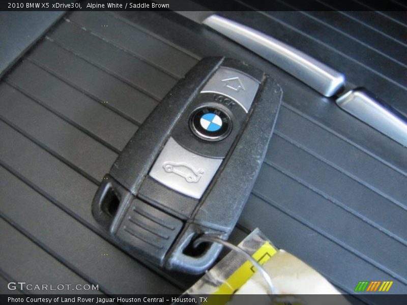 Keys of 2010 X5 xDrive30i