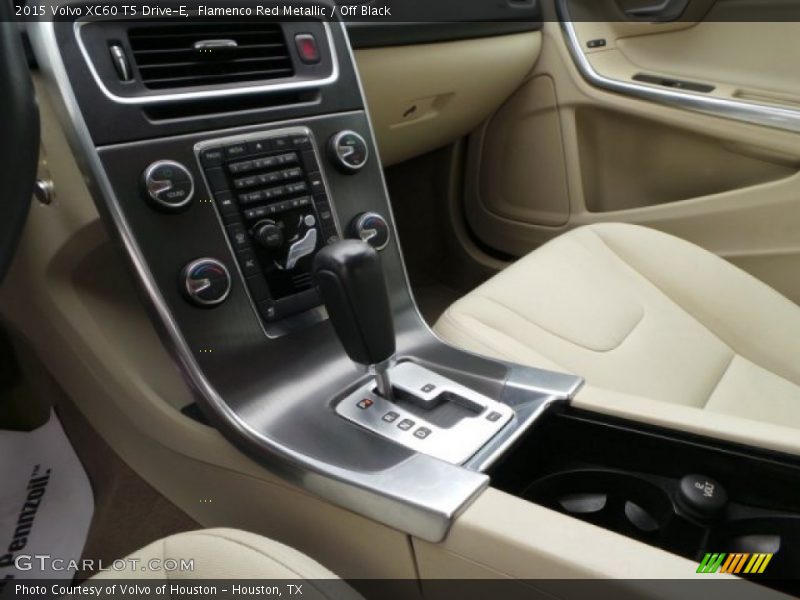 Flamenco Red Metallic / Off Black 2015 Volvo XC60 T5 Drive-E
