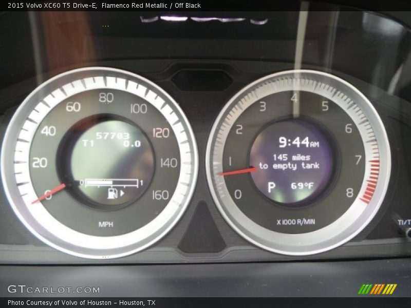 Flamenco Red Metallic / Off Black 2015 Volvo XC60 T5 Drive-E