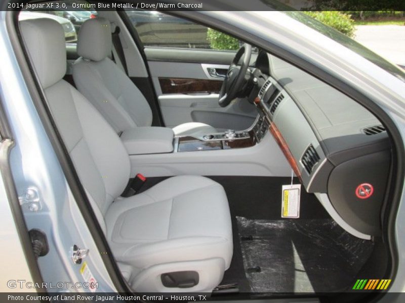 Front Seat of 2014 XF 3.0