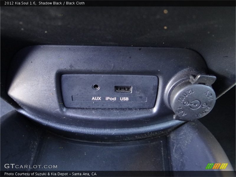 Shadow Black / Black Cloth 2012 Kia Soul 1.6