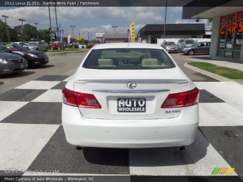 Starfire White Pearl / Parchment 2011 Lexus ES 350