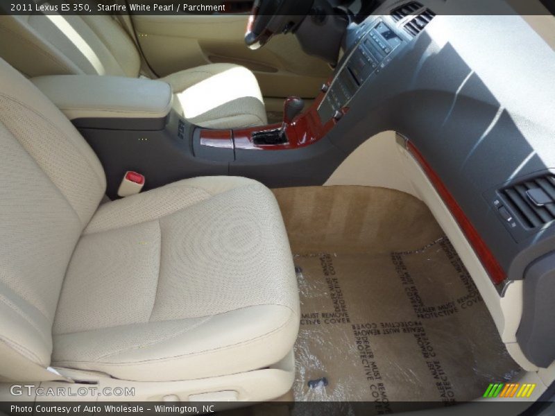 Starfire White Pearl / Parchment 2011 Lexus ES 350