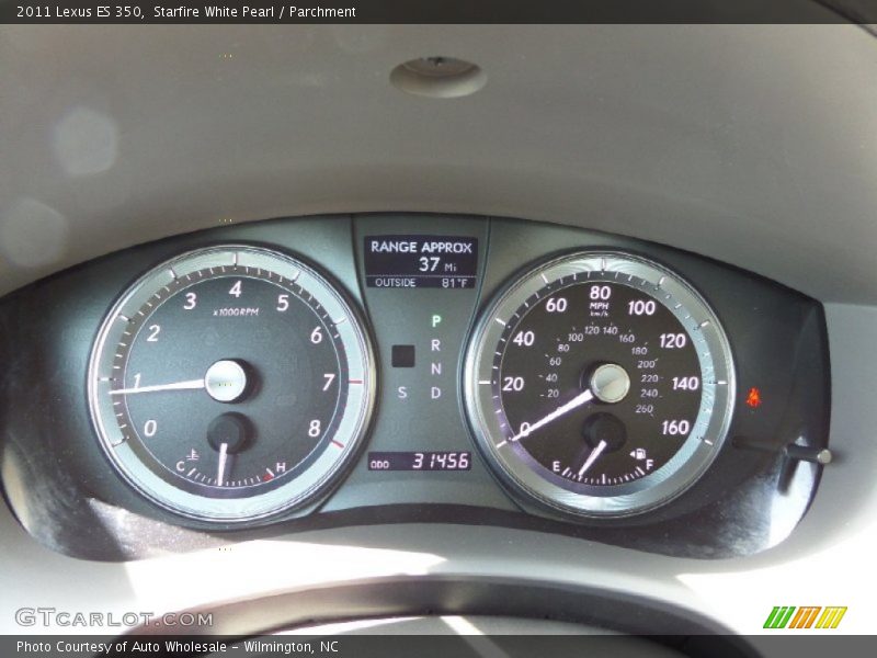 Starfire White Pearl / Parchment 2011 Lexus ES 350