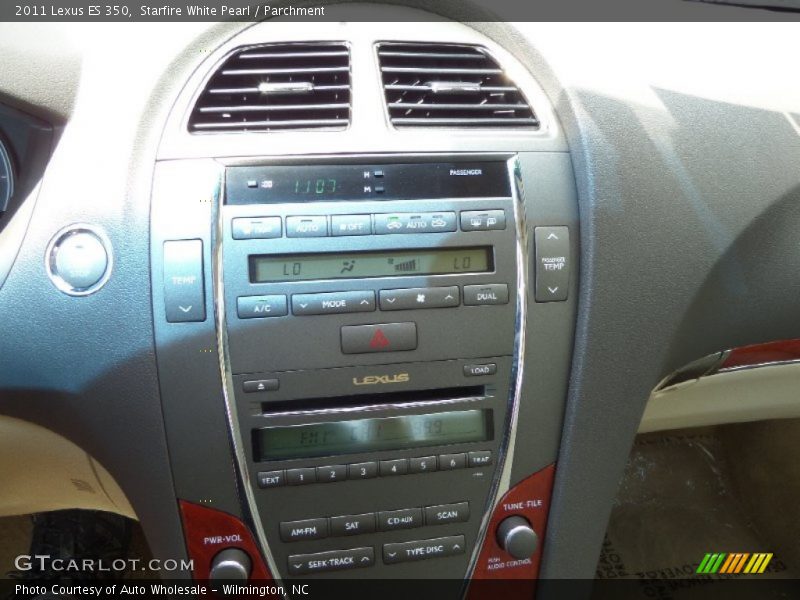 Starfire White Pearl / Parchment 2011 Lexus ES 350