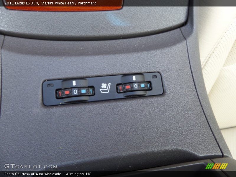 Starfire White Pearl / Parchment 2011 Lexus ES 350