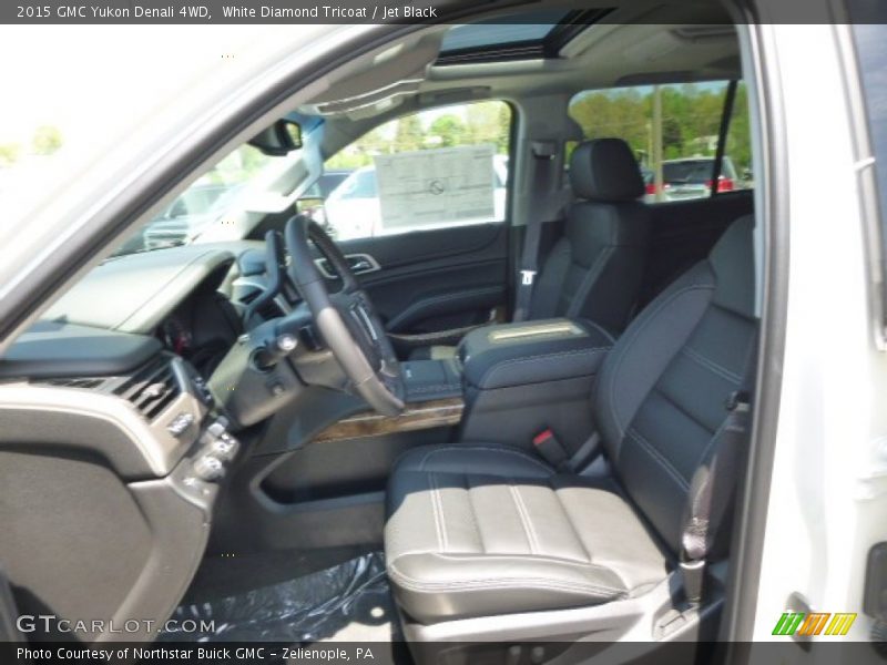 White Diamond Tricoat / Jet Black 2015 GMC Yukon Denali 4WD