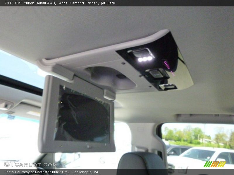 White Diamond Tricoat / Jet Black 2015 GMC Yukon Denali 4WD