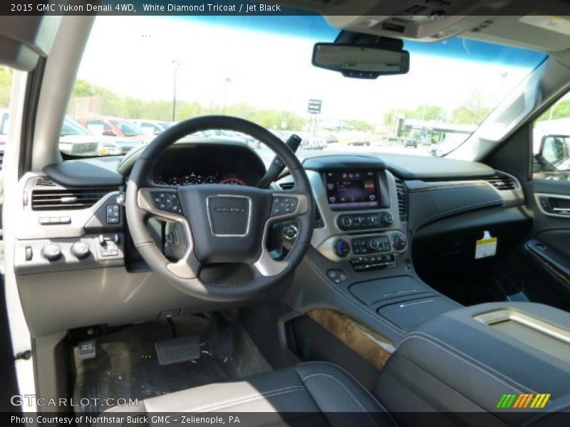 White Diamond Tricoat / Jet Black 2015 GMC Yukon Denali 4WD