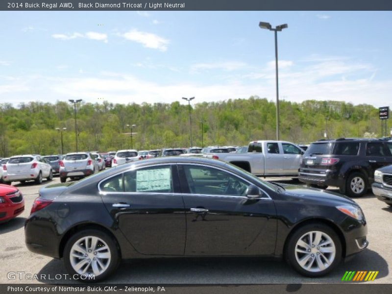 Black Diamond Tricoat / Light Neutral 2014 Buick Regal AWD