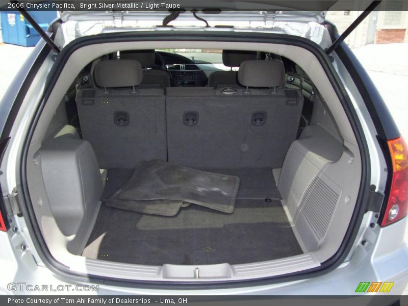 Bright Silver Metallic / Light Taupe 2006 Chrysler Pacifica