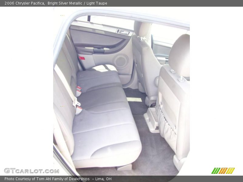 Bright Silver Metallic / Light Taupe 2006 Chrysler Pacifica