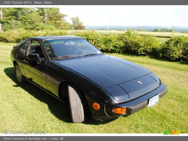 Black / Black 1987 Porsche 924 S