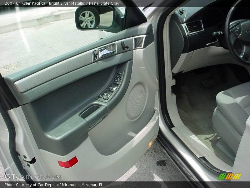 Bright Silver Metallic / Pastel Slate Gray 2007 Chrysler Pacifica
