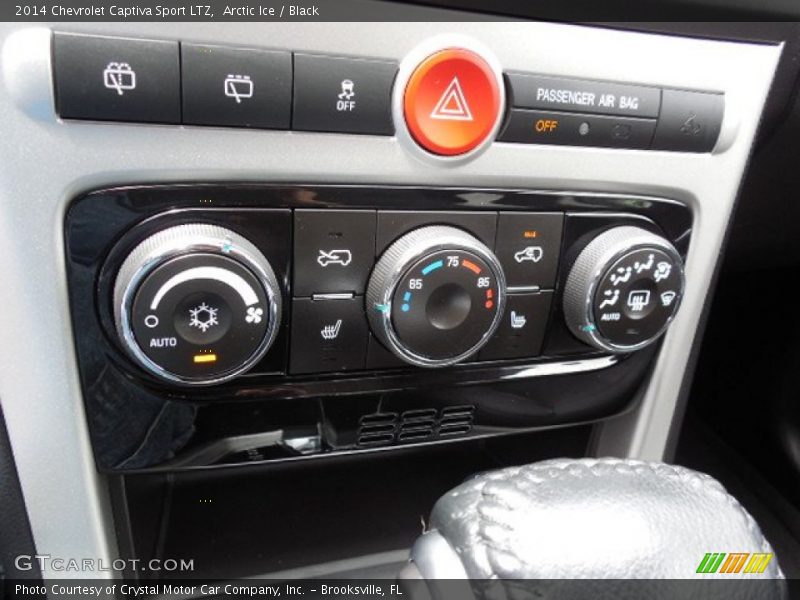 Arctic Ice / Black 2014 Chevrolet Captiva Sport LTZ