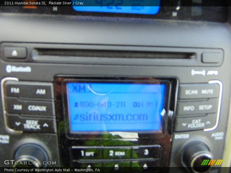 Radiant Silver / Gray 2011 Hyundai Sonata SE