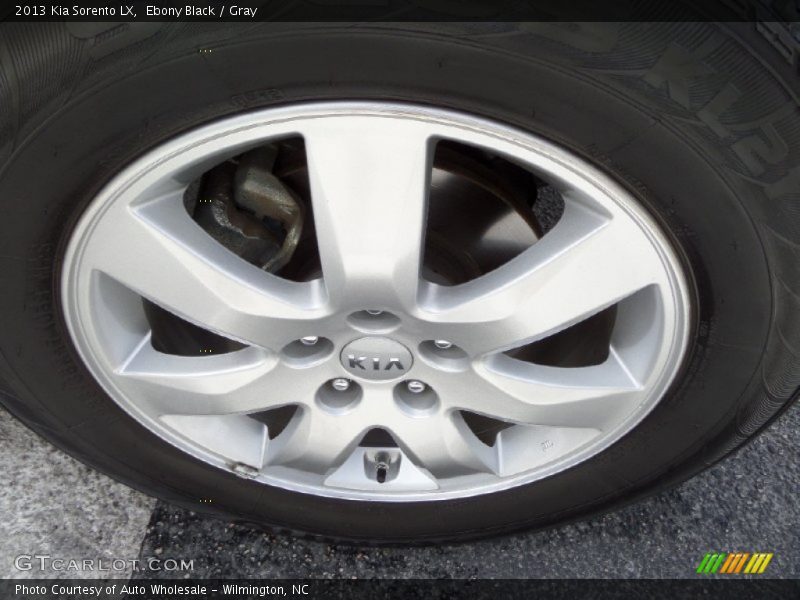 Ebony Black / Gray 2013 Kia Sorento LX