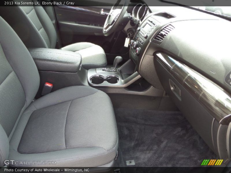 Ebony Black / Gray 2013 Kia Sorento LX