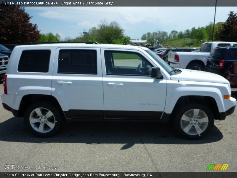 Bright White / Dark Slate Gray 2014 Jeep Patriot Latitude 4x4