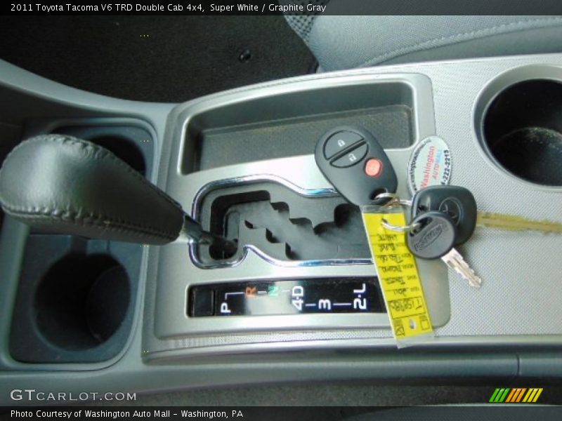 Super White / Graphite Gray 2011 Toyota Tacoma V6 TRD Double Cab 4x4