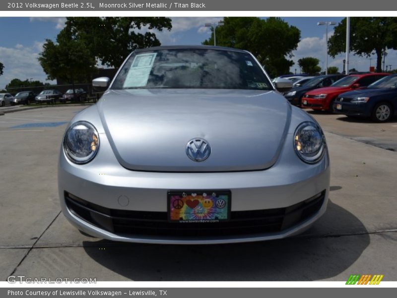 Moonrock Silver Metallic / Titan Black 2012 Volkswagen Beetle 2.5L