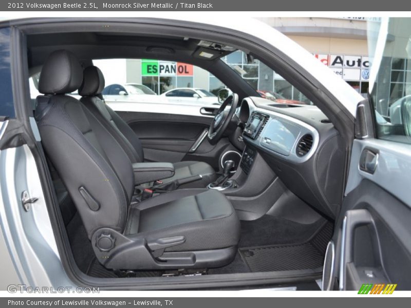 Moonrock Silver Metallic / Titan Black 2012 Volkswagen Beetle 2.5L