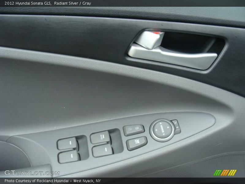 Radiant Silver / Gray 2012 Hyundai Sonata GLS