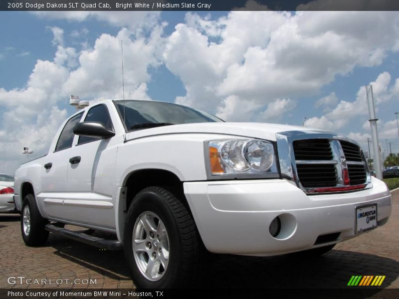 Bright White / Medium Slate Gray 2005 Dodge Dakota SLT Quad Cab