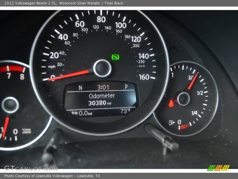 Moonrock Silver Metallic / Titan Black 2012 Volkswagen Beetle 2.5L