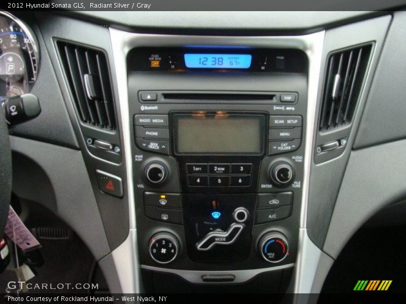 Radiant Silver / Gray 2012 Hyundai Sonata GLS