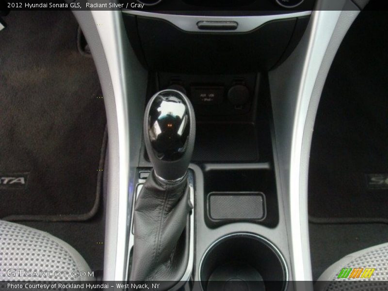 Radiant Silver / Gray 2012 Hyundai Sonata GLS