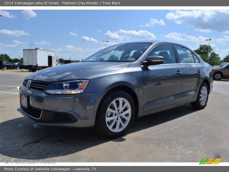 Platinum Gray Metallic / Titan Black 2014 Volkswagen Jetta SE Sedan