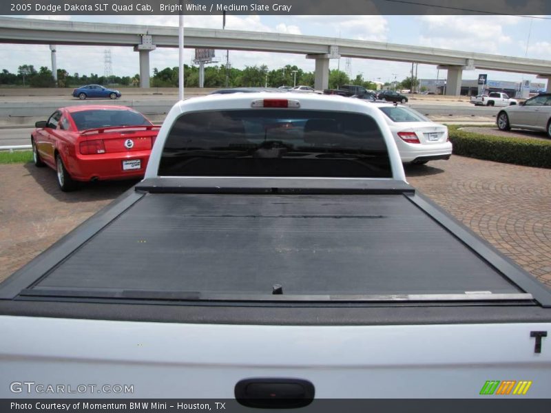 Bright White / Medium Slate Gray 2005 Dodge Dakota SLT Quad Cab