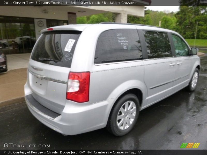 Bright Silver Metallic / Black/Light Graystone 2011 Chrysler Town & Country Touring - L