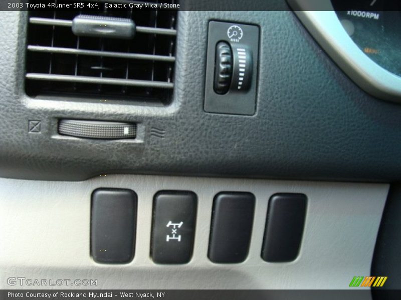 Galactic Gray Mica / Stone 2003 Toyota 4Runner SR5 4x4