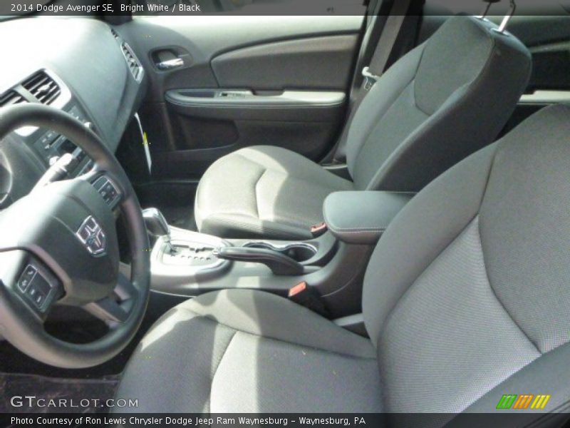 Bright White / Black 2014 Dodge Avenger SE