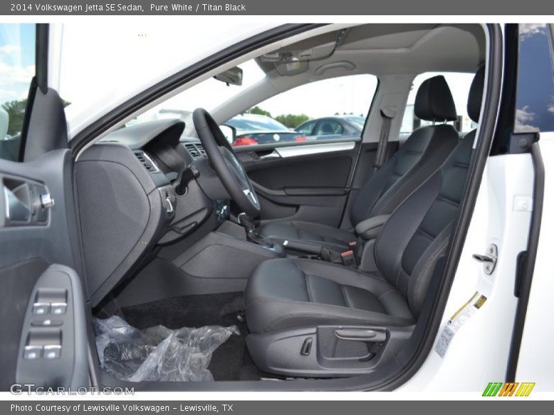 Pure White / Titan Black 2014 Volkswagen Jetta SE Sedan