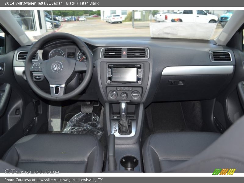Black / Titan Black 2014 Volkswagen Jetta SE Sedan