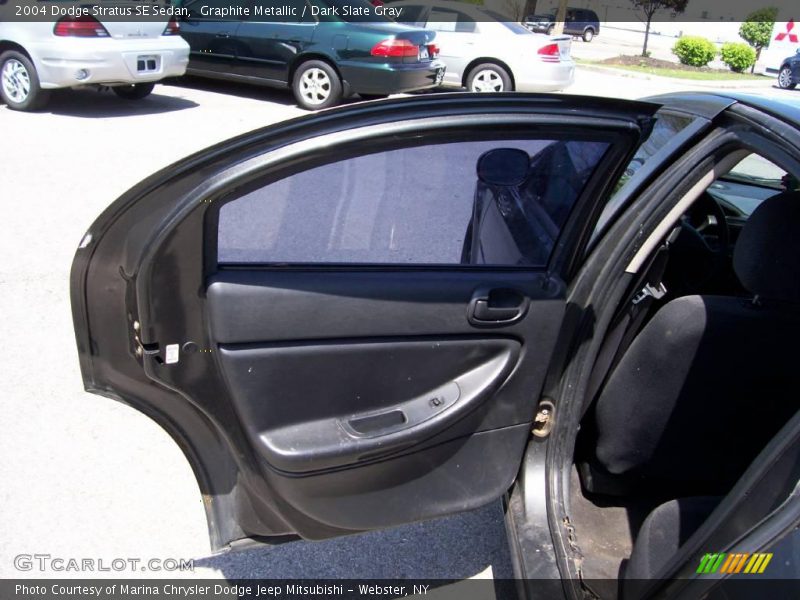 Graphite Metallic / Dark Slate Gray 2004 Dodge Stratus SE Sedan