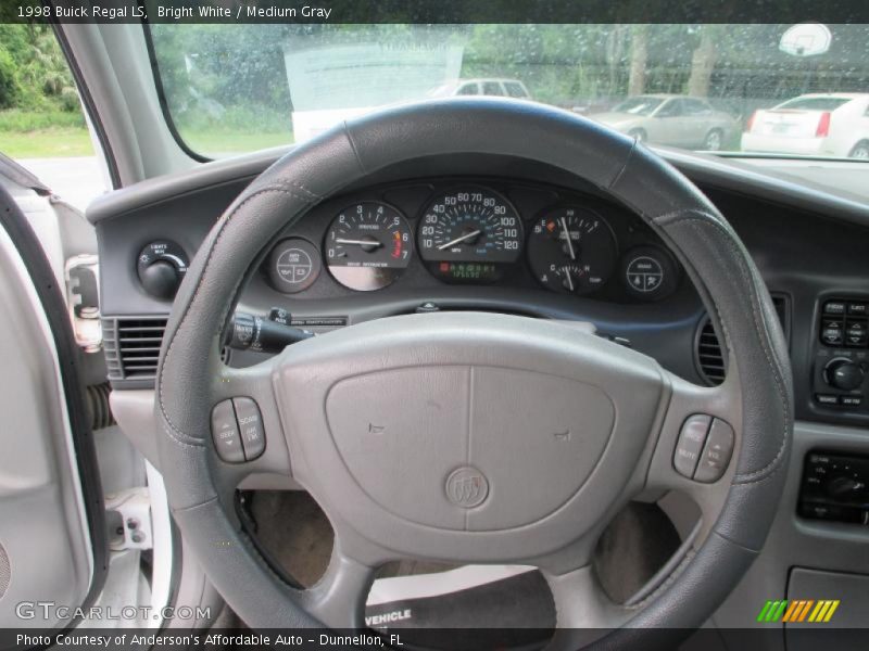 Bright White / Medium Gray 1998 Buick Regal LS