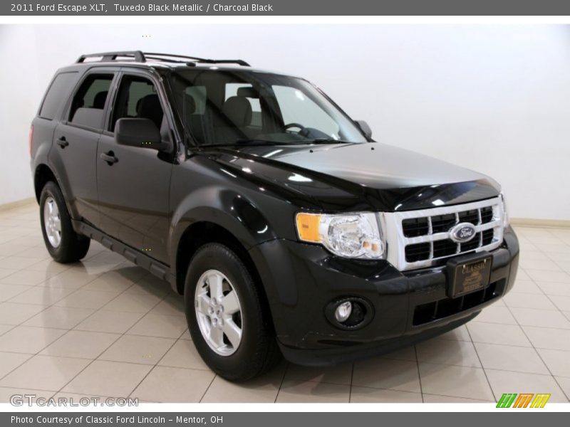 Tuxedo Black Metallic / Charcoal Black 2011 Ford Escape XLT