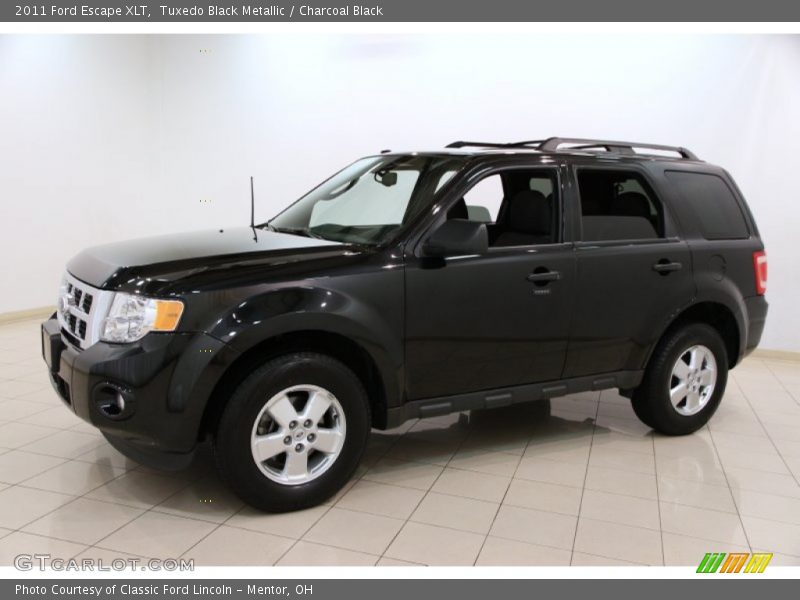 Tuxedo Black Metallic / Charcoal Black 2011 Ford Escape XLT